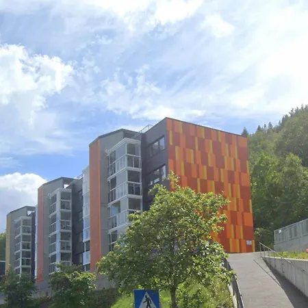 Apartment Med Nydelig Utsikt Over *