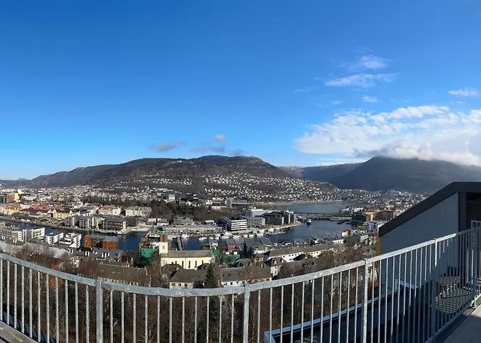 Apartament Med Nydelig Utsikt Over *