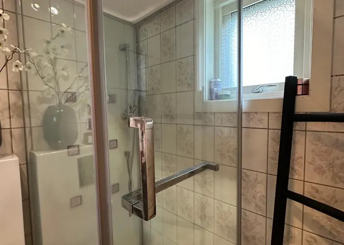 Med Nydelig Utsikt Over Apartament *